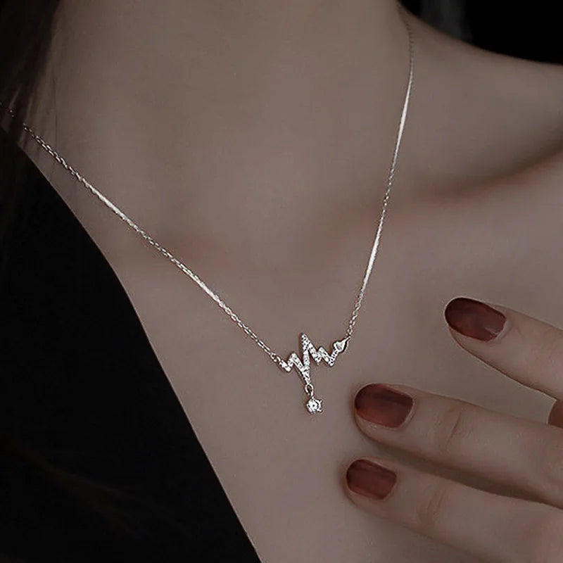 Simple Gold Necklaces-Copper Fashion Plating Inlay Electrocardiogram Zircon Pendant Necklace