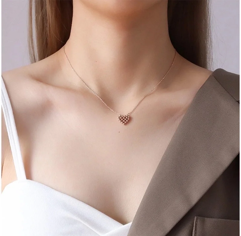 P562 Rose Gold Necklace 40 + 5cm