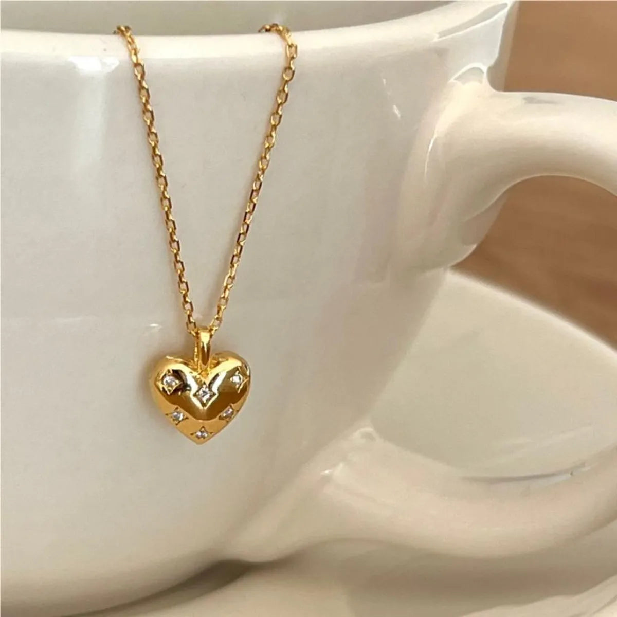 Silk Thread Necklaces-Sweet Heart Shape Sterling Silver Plating Inlay Zircon 18k Gold Plated Pendant Necklace