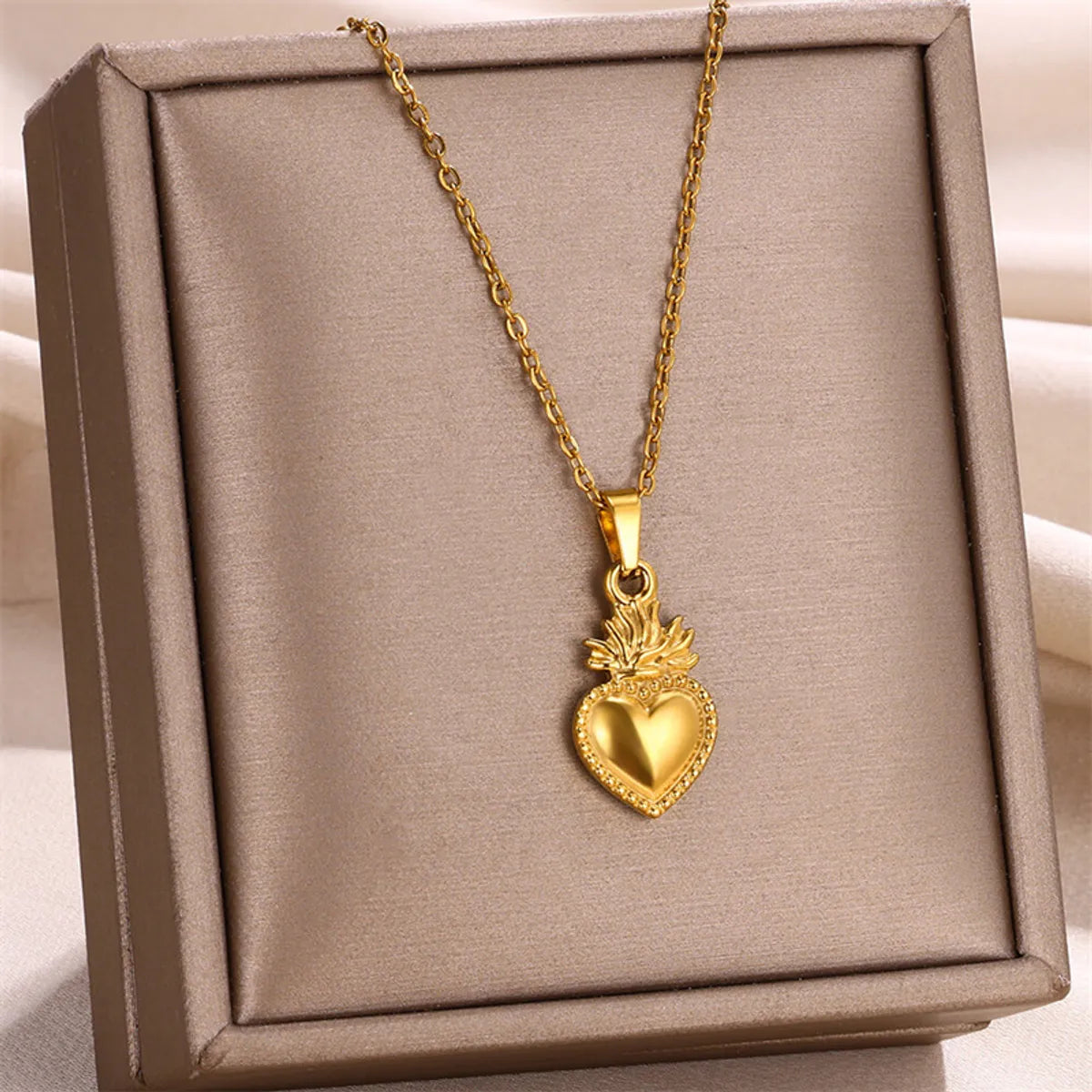 Gemstone Necklaces-304 Stainless Steel 18K Gold Plated Simple Style Classic Style Plating Heart Shape Pendant Necklace