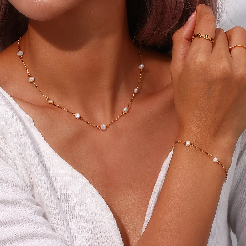 Dainty Necklaces-Fashion Pearl Geometric Stainless Steel 18K Gold Plated Necklaces