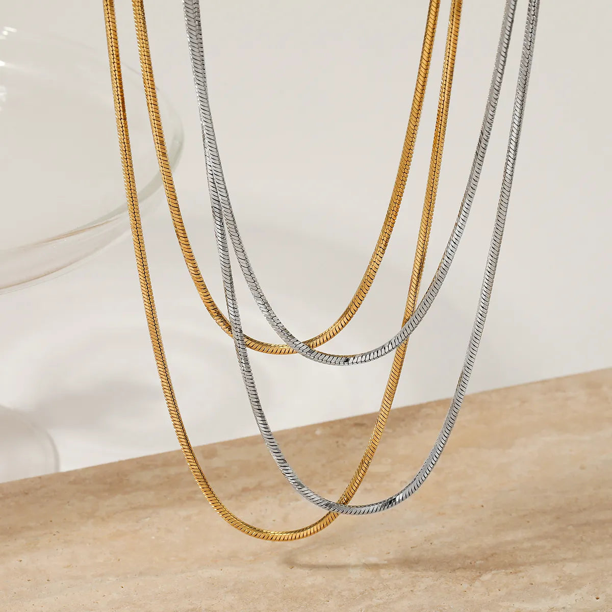 Silver Chain Necklaces-Simple Style Artistic Solid Color 304 Stainless Steel 16K Gold Plated White Gold Plated Gold Plated Women'S Pendant Necklace