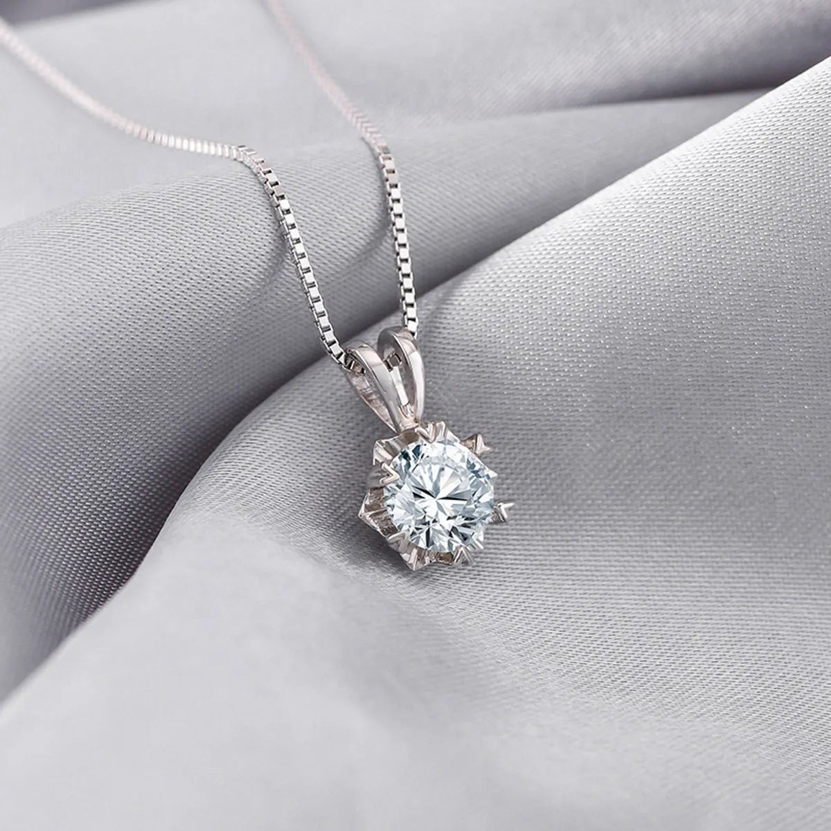 Protective Necklaces-Wholesale Fashion Geometric Sterling Silver Moissanite Pendant Necklace