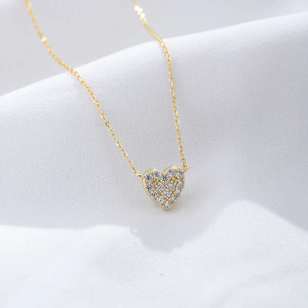 Personalized Necklaces-Fashion Heart Shape Sterling Silver Plating Zircon Pendant Necklace