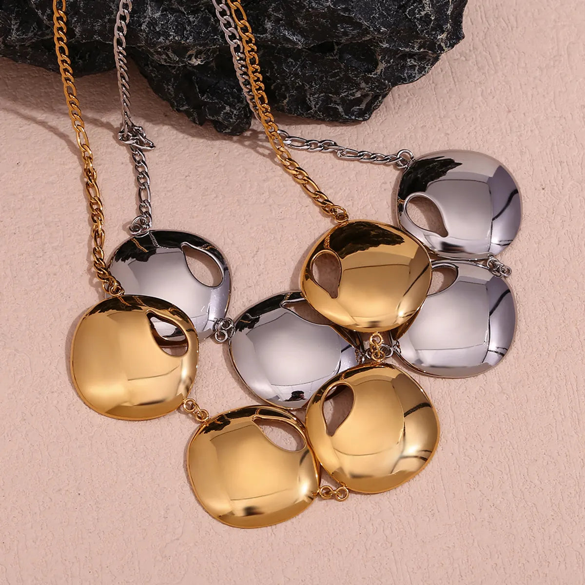 Statement Necklaces-Fashion Geometric Stainless Steel Plating 18k Gold Plated Necklace