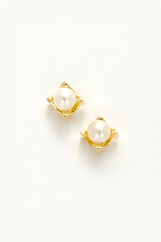 Gold Bangle Earrings-Opulent Pearl Gold Stud Earrings