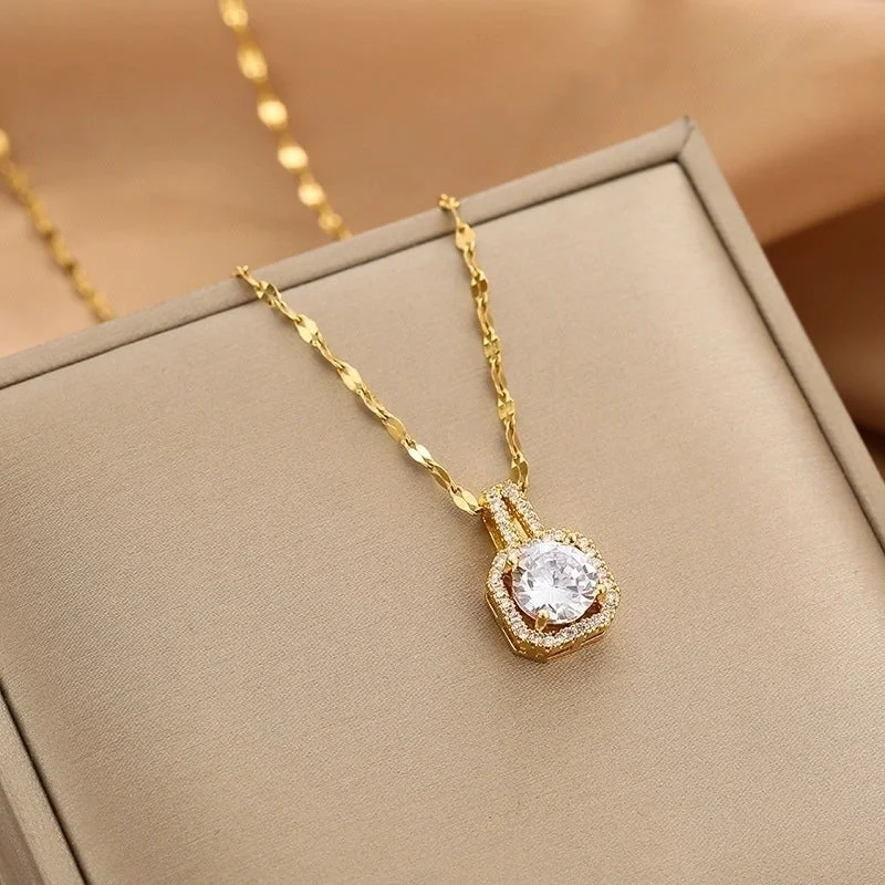 WHITE SQUARE Diamond (Gold)