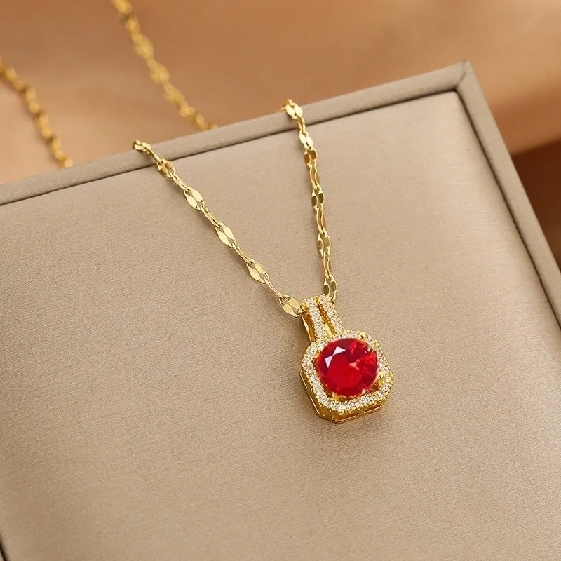 Red Square Diamond (Gold)