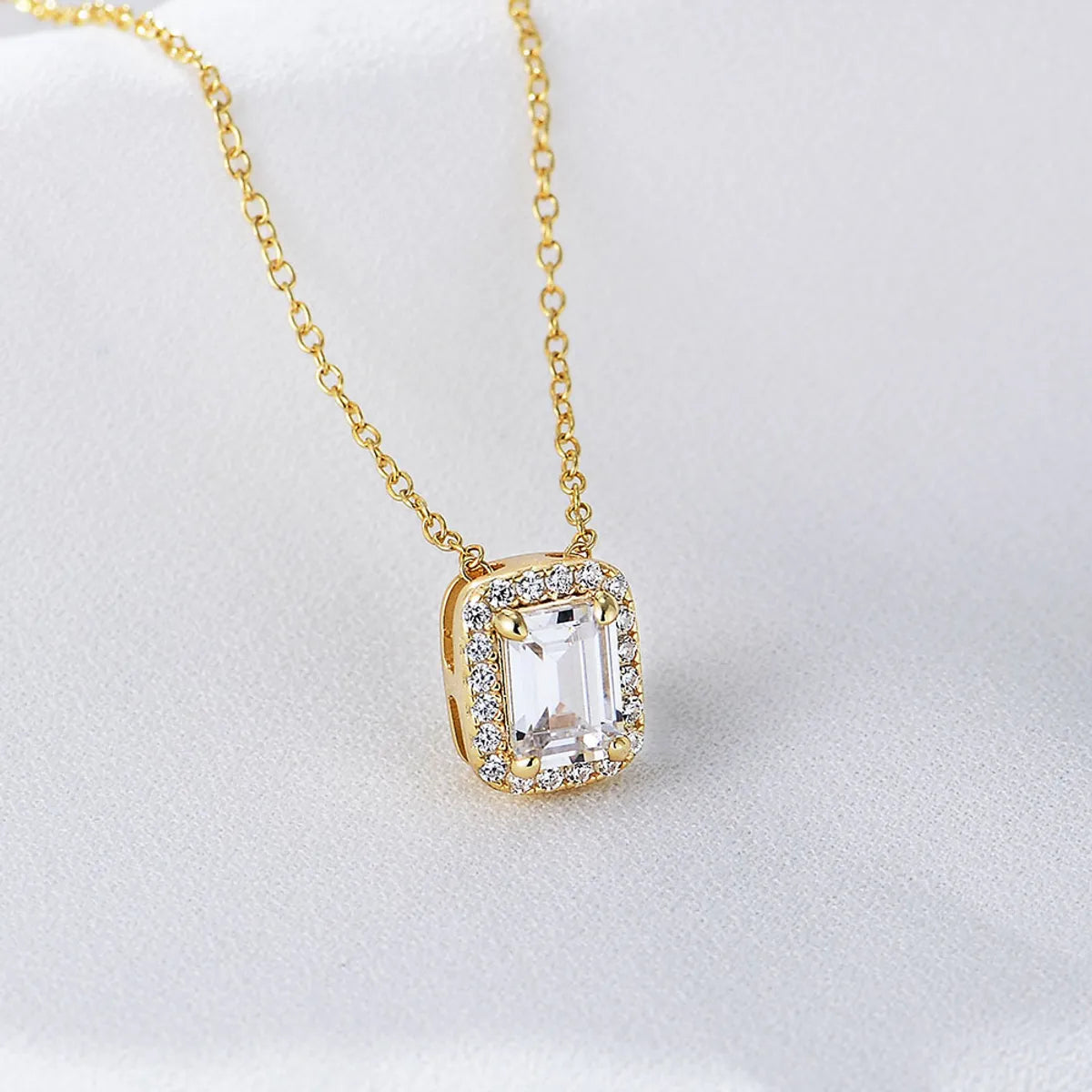 Retro Necklaces-Wholesale Elegant Square Sterling Silver Inlay Zircon Pendant Necklace