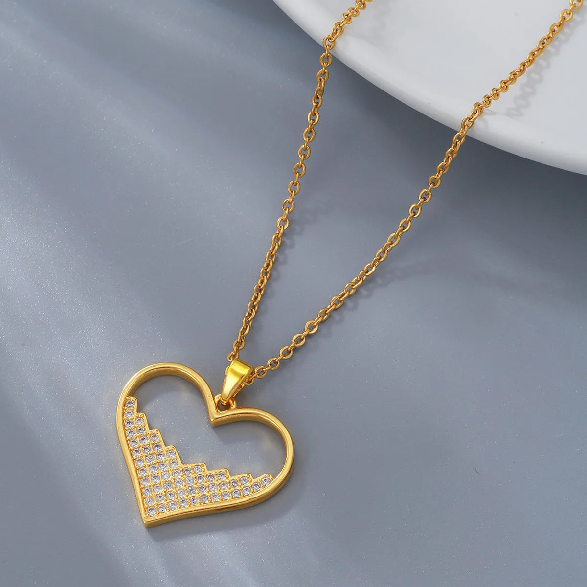 Monogram Necklaces-Elegant Classic Style Heart Shape Copper Plating Inlay Zircon 18k Gold Plated Pendant Necklace