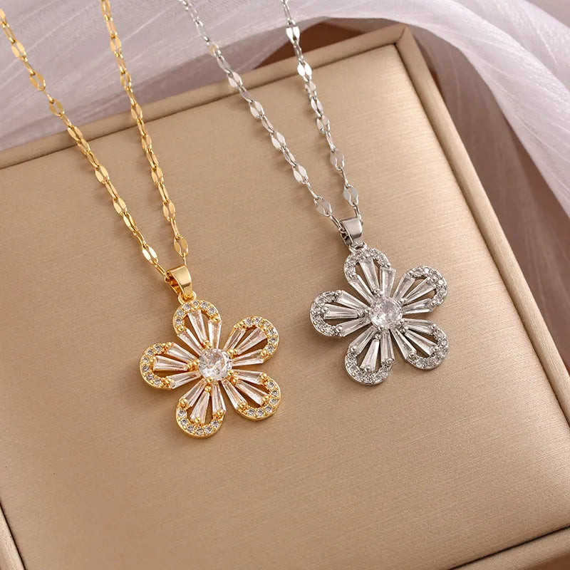 Statement Necklace Set-316 Stainless Steel  Copper 18K Gold Plated Elegant Simple Style Plating Leaf Zircon Pendant Necklace