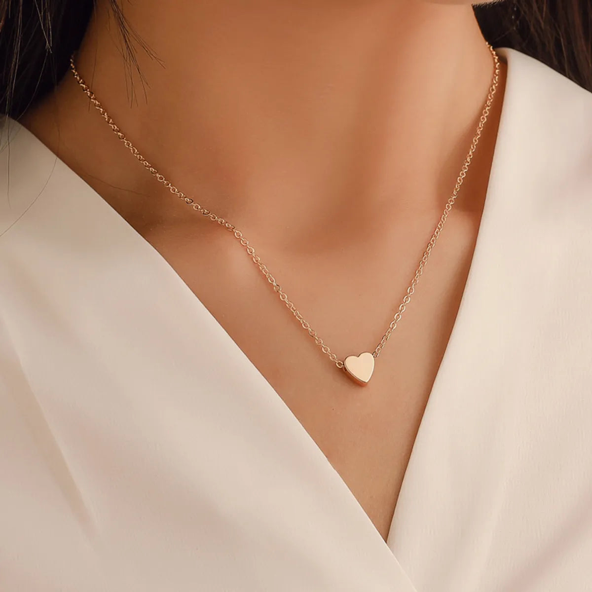 Swarovski Crystal Necklaces-Korea Peach Heart Mini Love Glossy Three-dimensional Pendant Love Clavicle Chain For Women