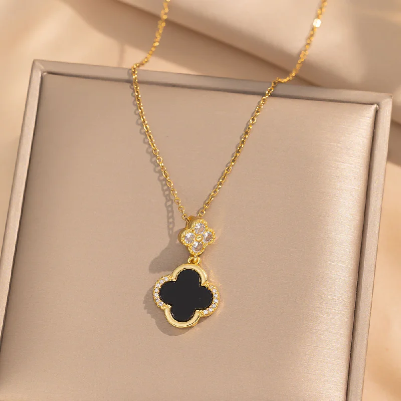 388 Black Shell Necklace Gold