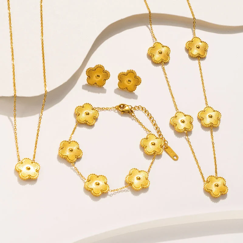 Anniversary Necklaces-Minimalist Round Geometric Stainless Steel 18K Gold Plated Necklaces