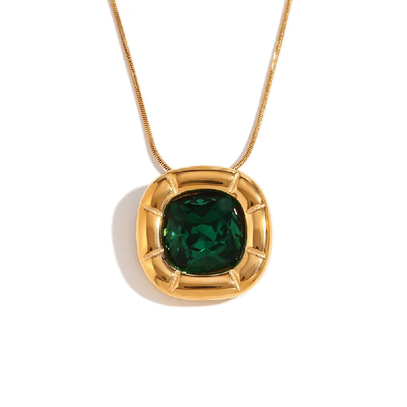 Necklace - Gold - Green Zirconia