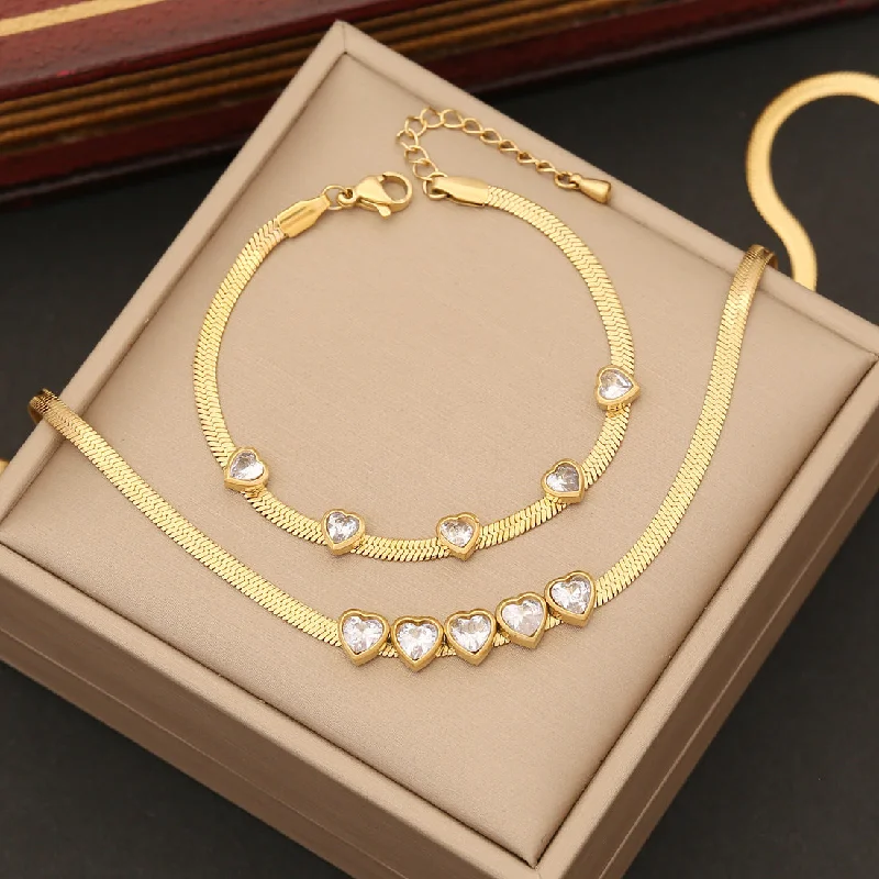 Affordable Gold Necklaces-Fashion Heart Stainless Steel Electroplating Necklaces