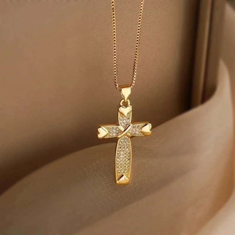 Silver Necklaces-Simple Style Commute Cross Copper 18k Gold Plated Zircon Pendant Necklace In Bulk