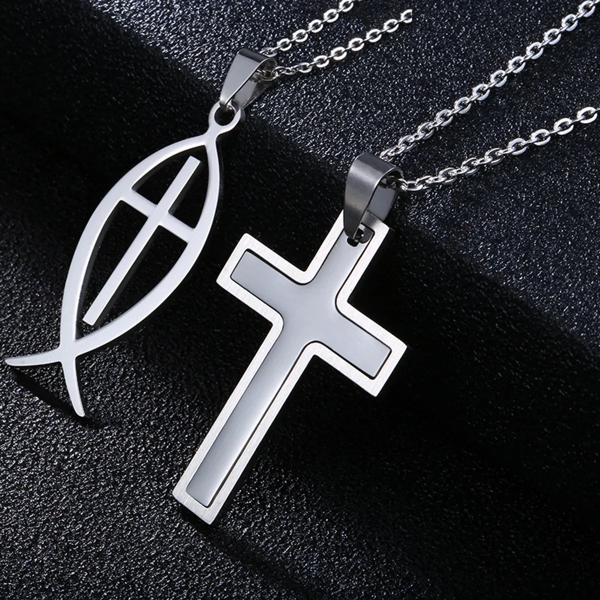 Love Heart Pendant Necklaces-Retro Cross Stainless Steel Plating Pendant Necklace 1 Piece