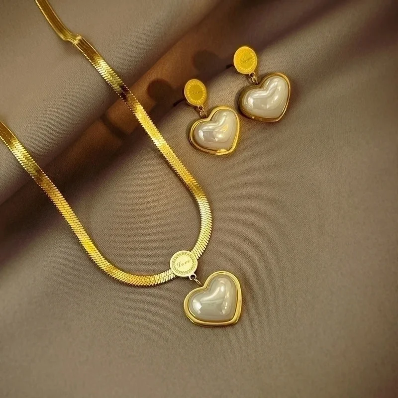 Antique Silver Necklaces-Fashion Heart Shape Titanium Steel Inlay Pearl Earrings Necklace