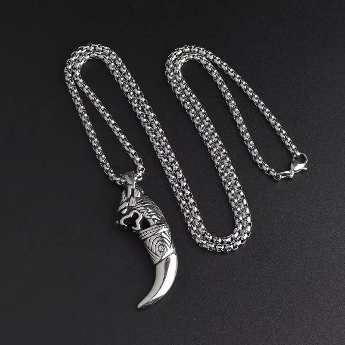 Protective Necklaces-Casual Geometric Alloy Zinc Alloy Plating Men'S Pendant Necklace