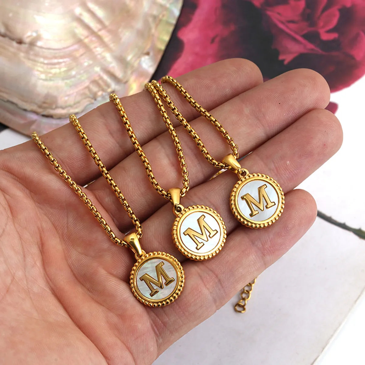 Custom Birthstone Pendant Necklaces-Casual Modern Style Letter Stainless Steel Plating Inlay Shell 18k Gold Plated Pendant Necklace