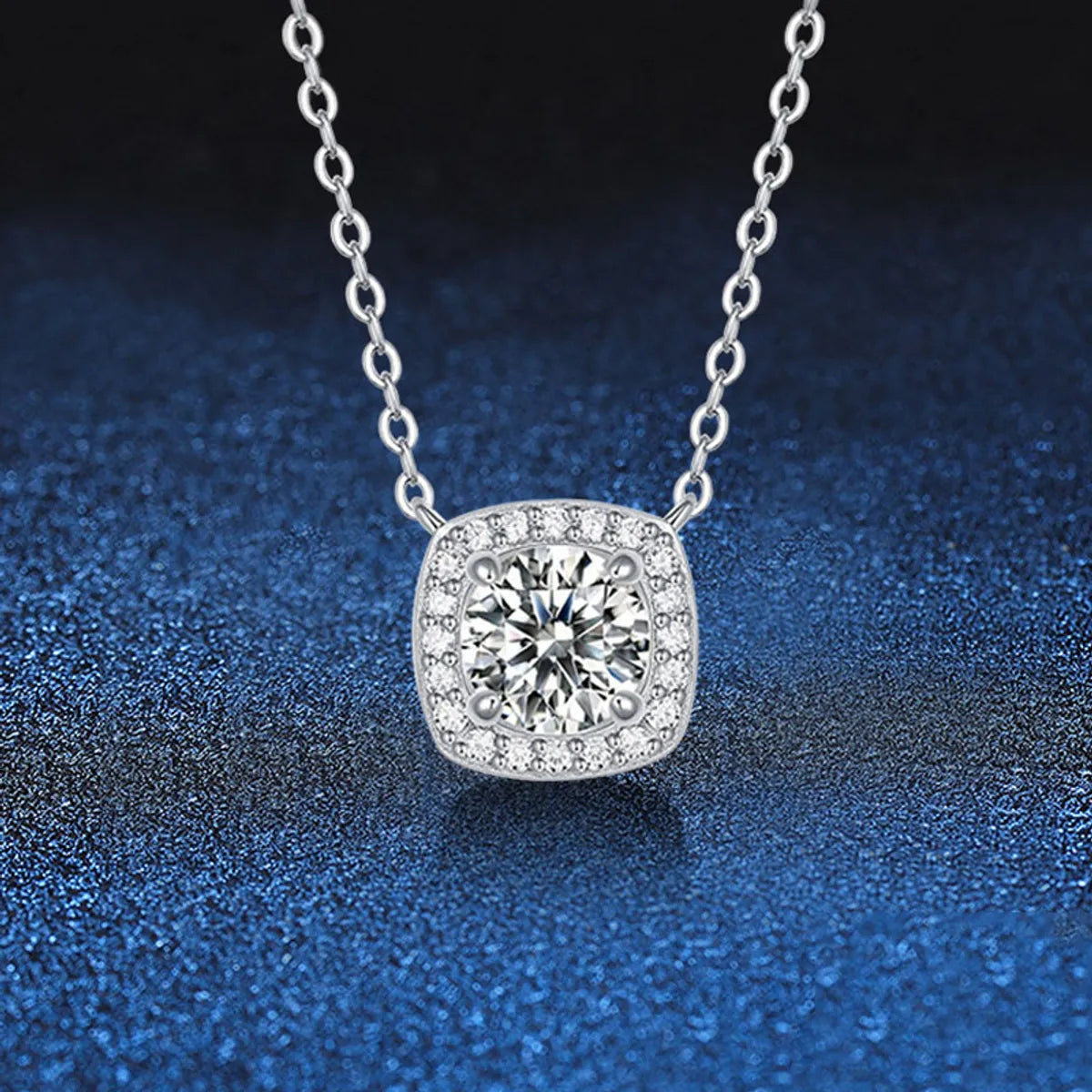 Luxury Diamond Necklaces-Classic Style Square Sterling Silver Gra Inlay Moissanite Silver Plated Necklace