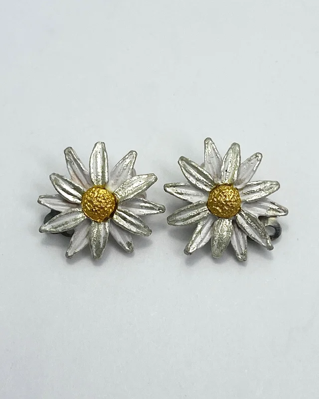 High-End Earrings-Daisy Clip Earrings