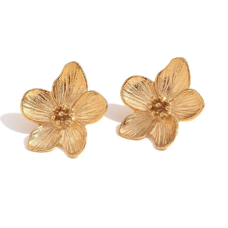 Casting three-dimensional stamen flower earrings - gold