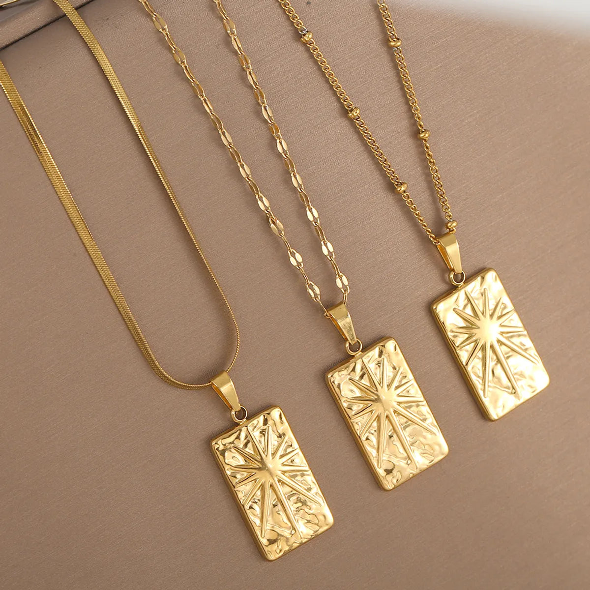 Topaz Necklaces-Stainless Steel 18K Gold Plated Retro Simple Style Sun Pendant Necklace